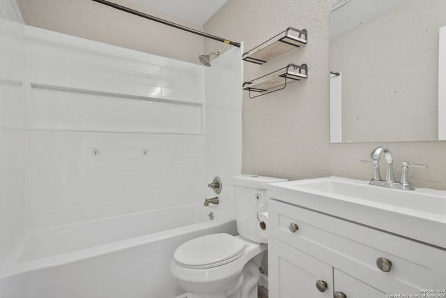 3422 quintana, Seguin, TX 78155