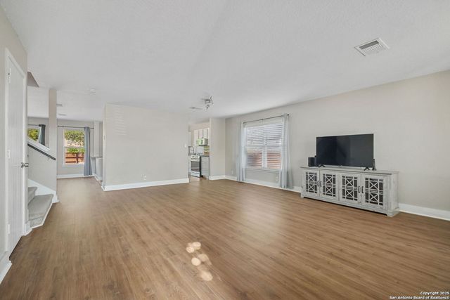 3422 quintana, Seguin, TX 78155