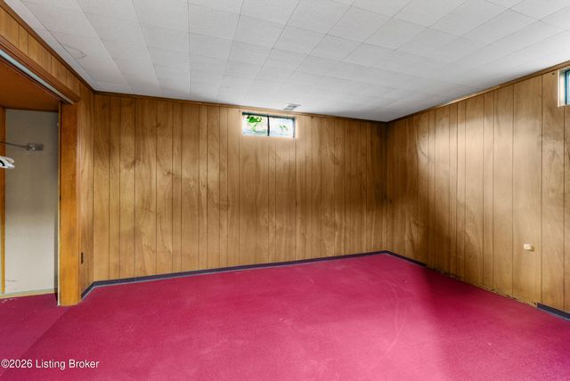1521 Woodluck Ave, Louisville, KY 40205