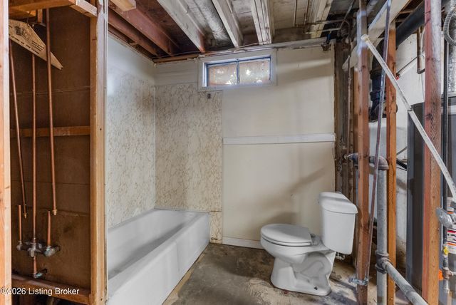 1521 Woodluck Ave, Louisville, KY 40205