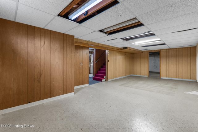 1521 Woodluck Ave, Louisville, KY 40205