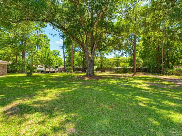711 Bison St, Pensacola, FL 32514