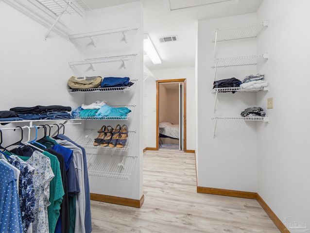 711 Bison St, Pensacola, FL 32514