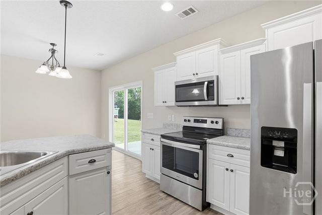 217 Timberlake Drive, Guyton, GA 31312