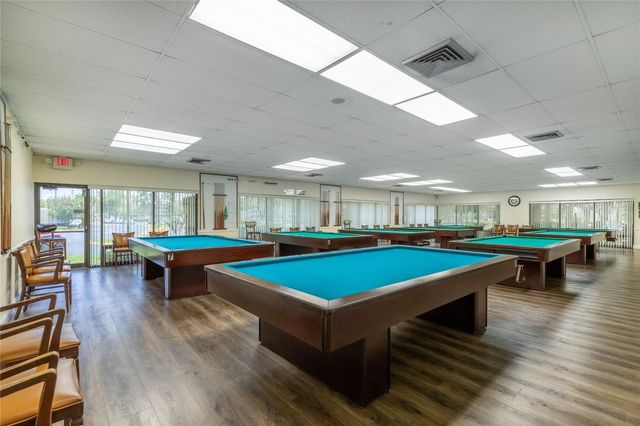 9420 Sunrise Lakes Boulevard 212, Sunrise, FL 33322