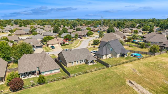 13745 S 89th East Avenue, Bixby, OK 74008