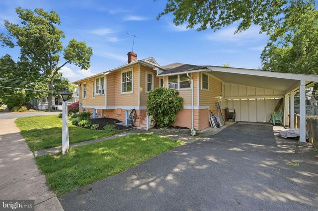 524 N KENMORE ST, Arlington, VA 22201