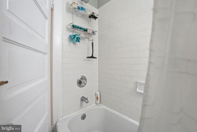524 N KENMORE ST, Arlington, VA 22201