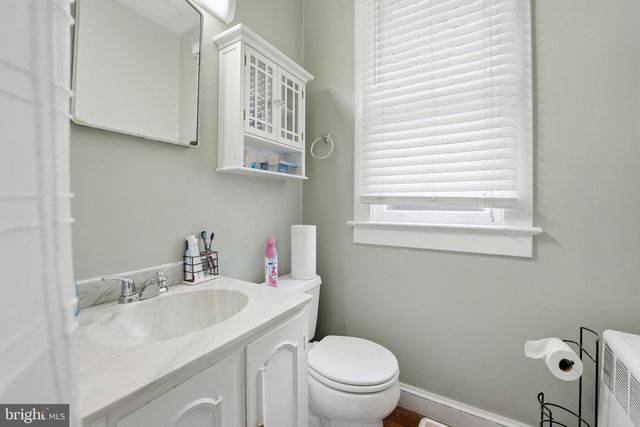 524 N KENMORE ST, Arlington, VA 22201