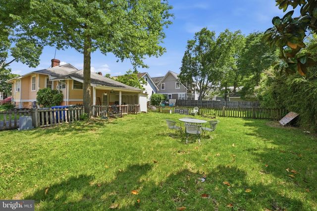 524 N KENMORE ST, Arlington, VA 22201