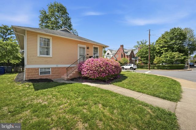 524 N KENMORE ST, Arlington, VA 22201