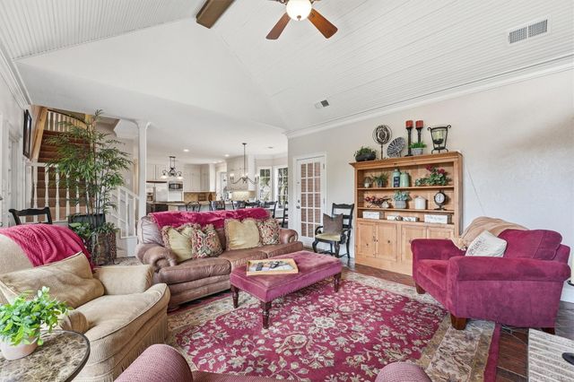 1802 Lofty Maple Trail, Kingwood, TX 77345