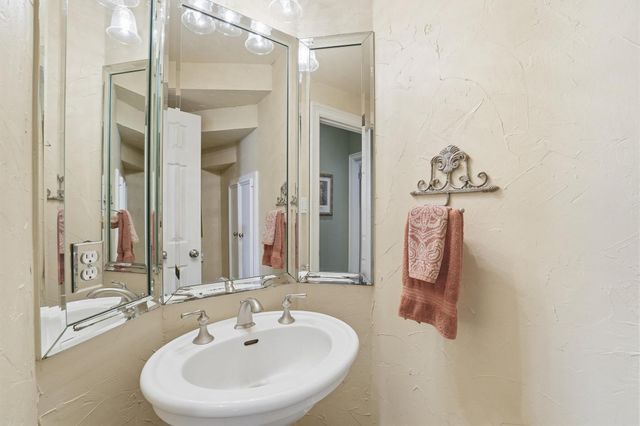 1802 Lofty Maple Trail, Kingwood, TX 77345