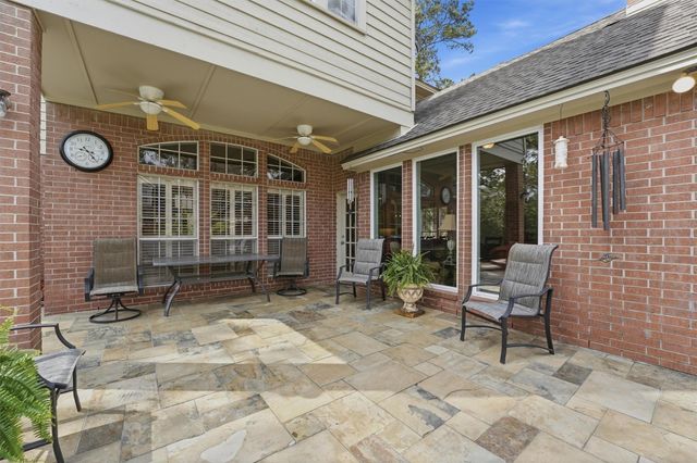 1802 Lofty Maple Trail, Kingwood, TX 77345