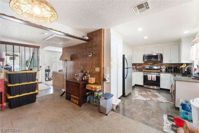 3912 Arrowood Drive, Las Vegas, NV 89147
