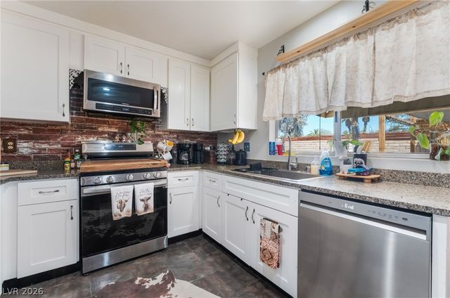 3912 Arrowood Drive, Las Vegas, NV 89147
