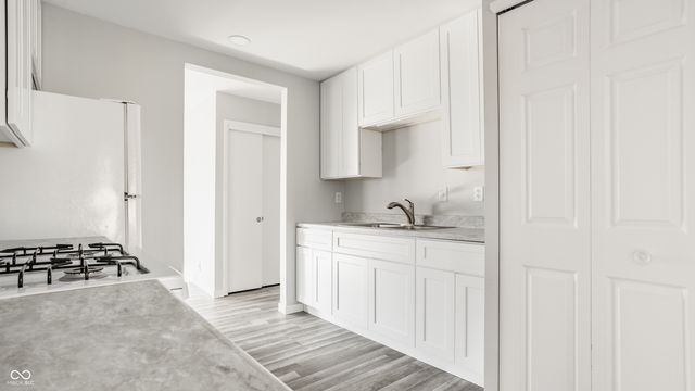 7438 E 52nd Street, Indianapolis, IN 46226