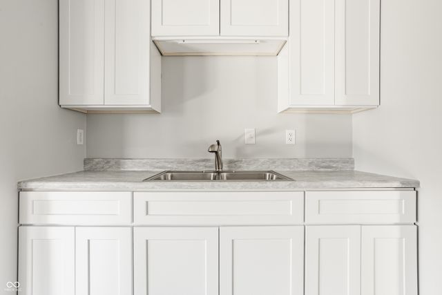 7438 E 52nd Street, Indianapolis, IN 46226