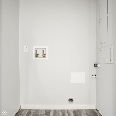 7438 E 52nd Street, Indianapolis, IN 46226