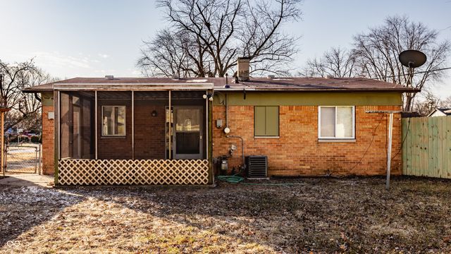 7438 E 52nd Street, Indianapolis, IN 46226