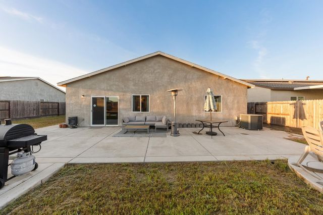 3206 Kola St, Live Oak, CA 95953