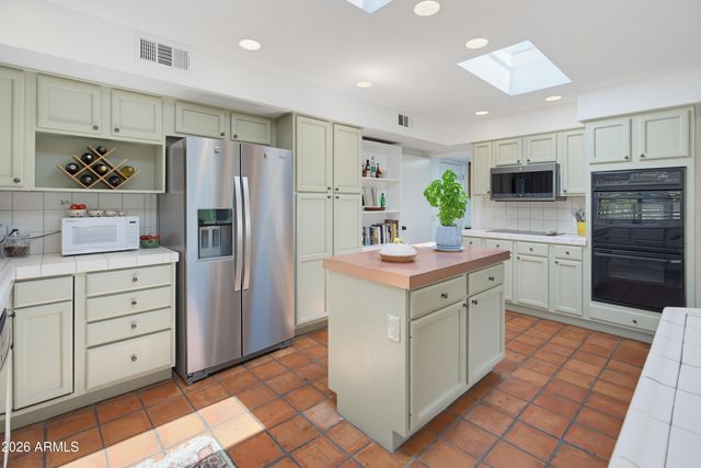 18727 E AVENIDA DEL RAY --, Rio Verde, AZ 85263