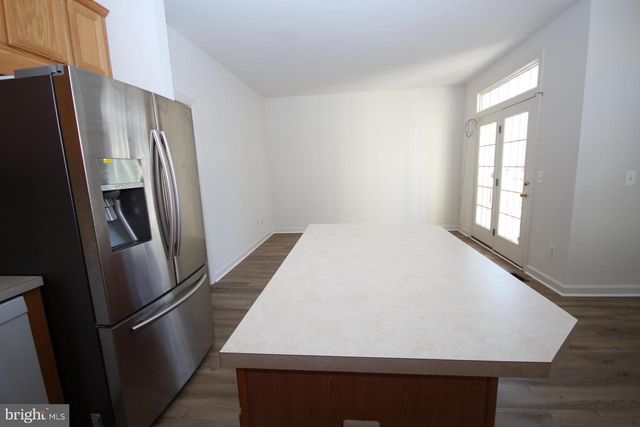 8025 SAMUEL WALLIS ST, Lorton, VA 22079