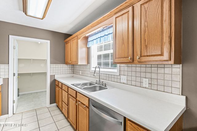 291 Poplar Point Lane, Rickman, TN 38580