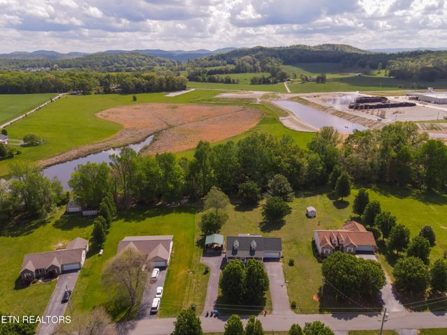 291 Poplar Point Lane, Rickman, TN 38580