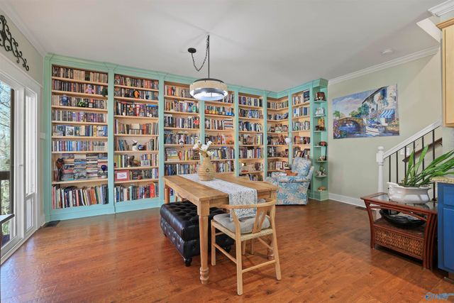 1008 Laurinda Lane, Guntersville, AL 35976