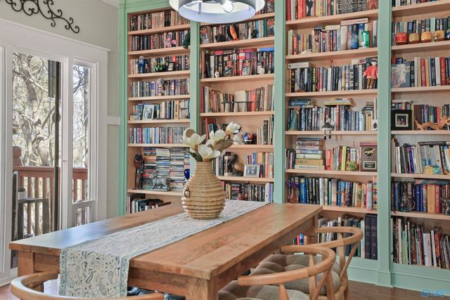 1008 Laurinda Lane, Guntersville, AL 35976