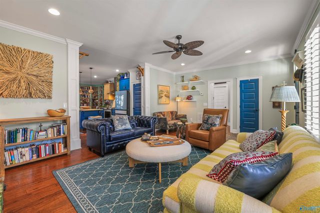 1008 Laurinda Lane, Guntersville, AL 35976