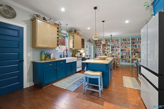 1008 Laurinda Lane, Guntersville, AL 35976