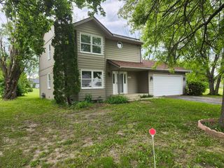 508 Pembroke Road SW, Poplar Grove, IL 61065