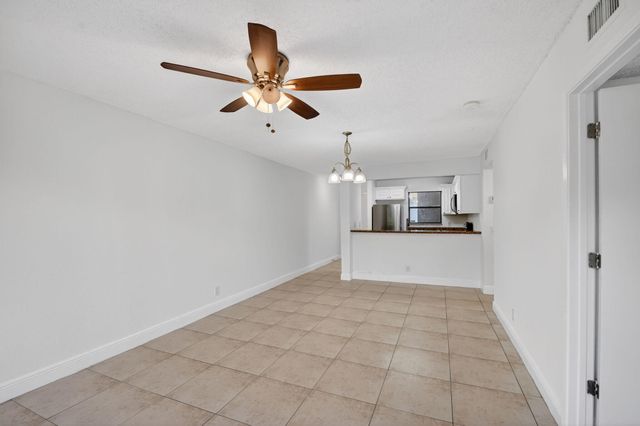 1681 Balfour Point Drive F, West Palm Beach, FL 33411