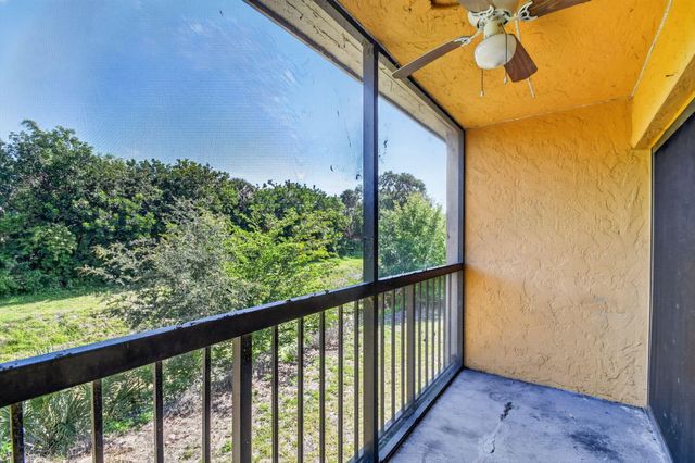 1681 Balfour Point Drive F, West Palm Beach, FL 33411