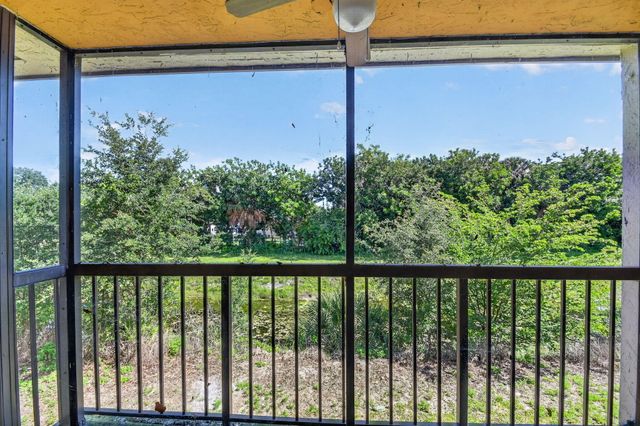 1681 Balfour Point Drive F, West Palm Beach, FL 33411