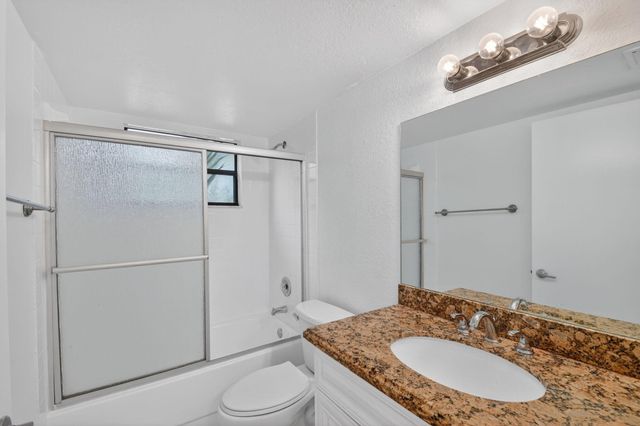 1681 Balfour Point Drive F, West Palm Beach, FL 33411