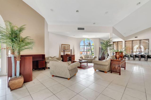 1681 Balfour Point Drive F, West Palm Beach, FL 33411