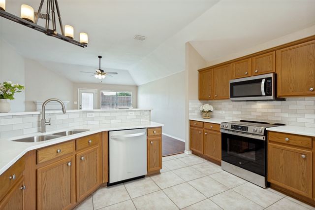 2824 Quarter Horse Lane, Celina, TX 75009