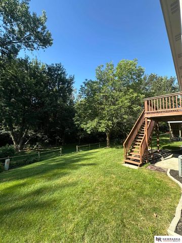 15305 Saratoga Street, Omaha, NE 68116