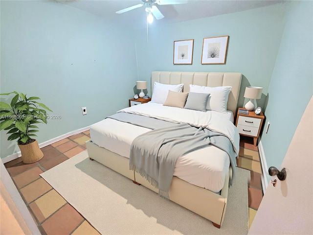 621 NW 205th Ave, Pembroke Pines, FL 33029