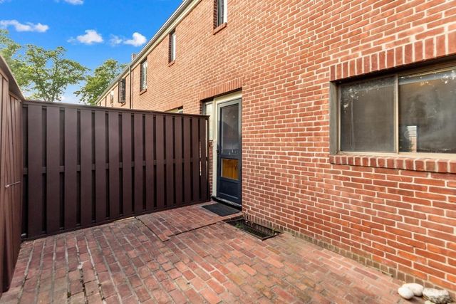 14 Grant Ave 14, Watertown, MA 02472