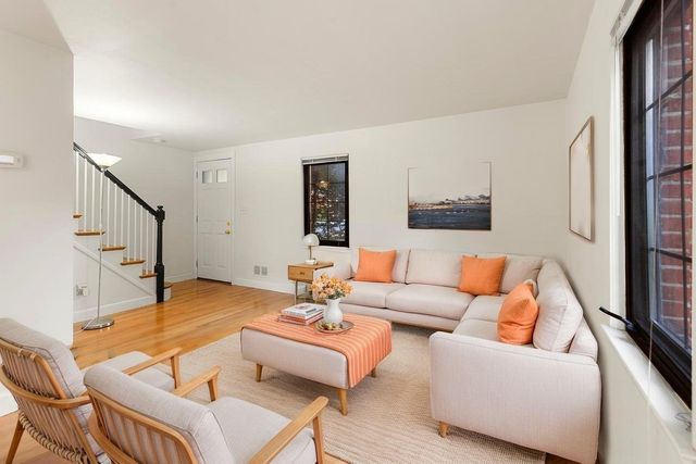 14 Grant Ave 14, Watertown, MA 02472