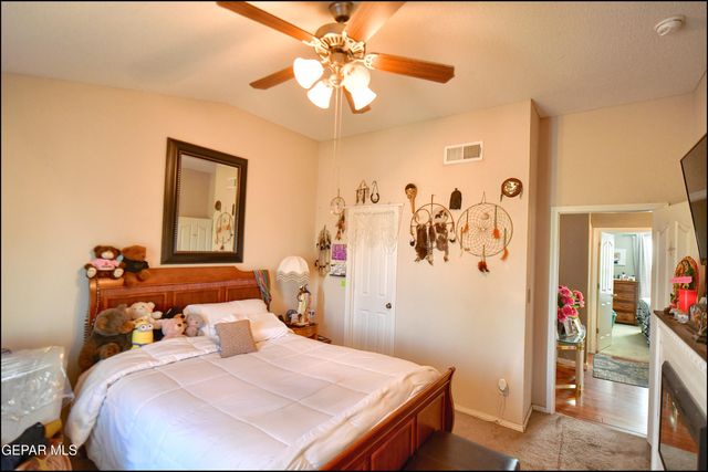 12045 COPPER HEAD Lane, El Paso, TX 79934