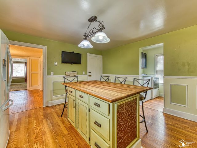 422 E 1st Street, Monroe, MI 48161