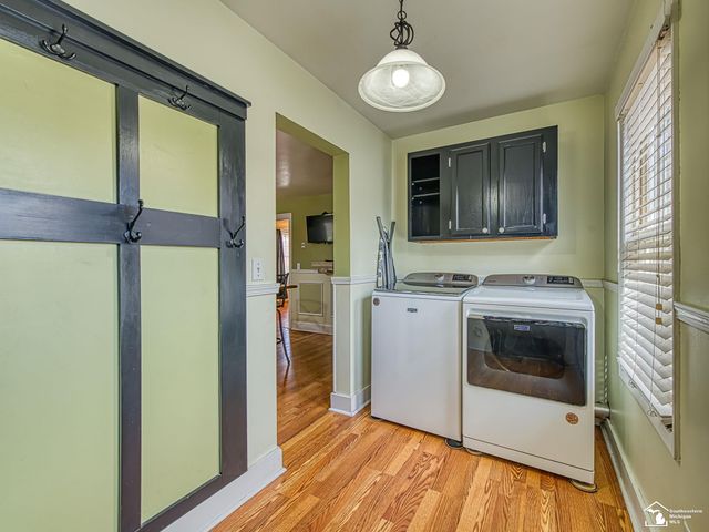 422 E 1st Street, Monroe, MI 48161