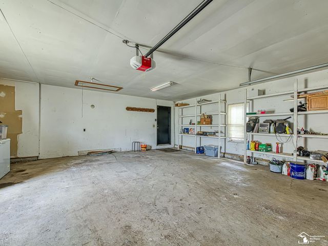 422 E 1st Street, Monroe, MI 48161