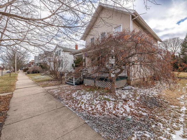 422 E 1st Street, Monroe, MI 48161