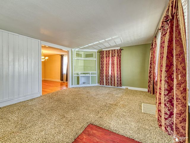 422 E 1st Street, Monroe, MI 48161